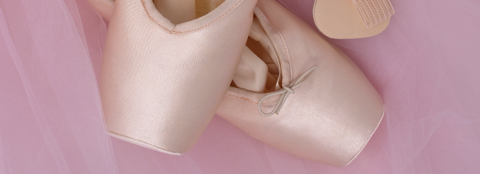 Pointe shoe covers: The Secret to clean pointe shoes