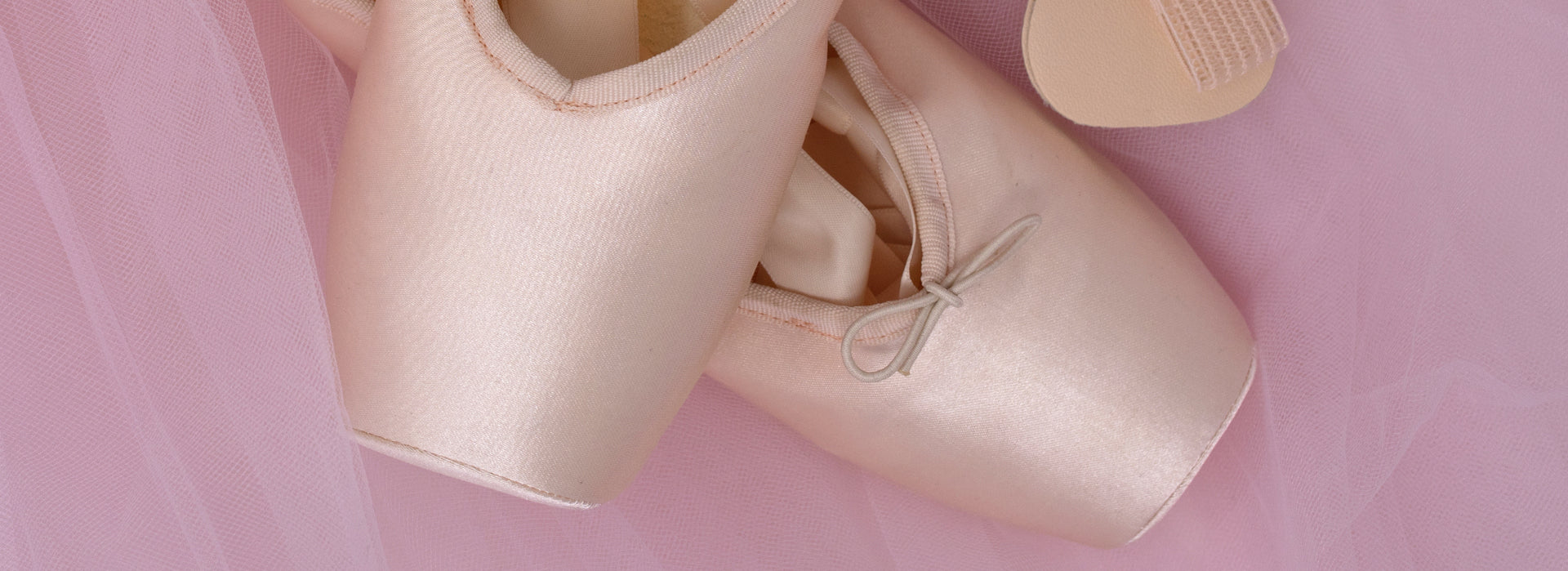 So Danca pointe shoe covers, the Secret to clean pointe shoes