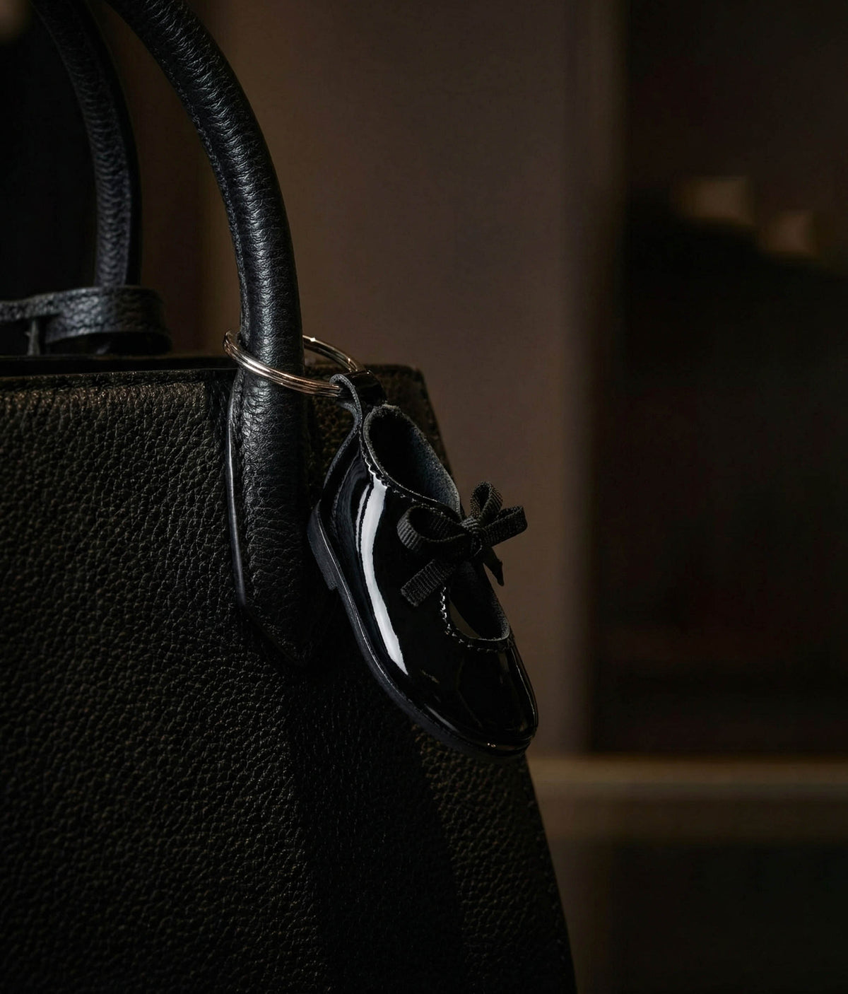 Mini Tap Shoe Keychain - KCE02