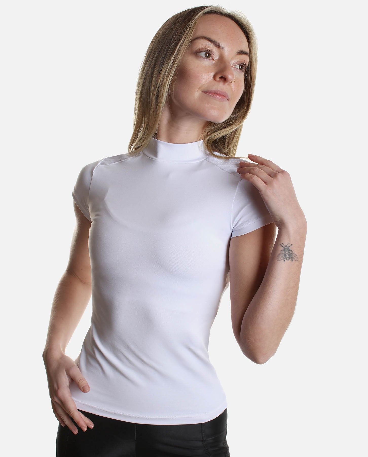 Hold Tight Short Sleeve Top, White F15180 - Trinys Activewear UK ...