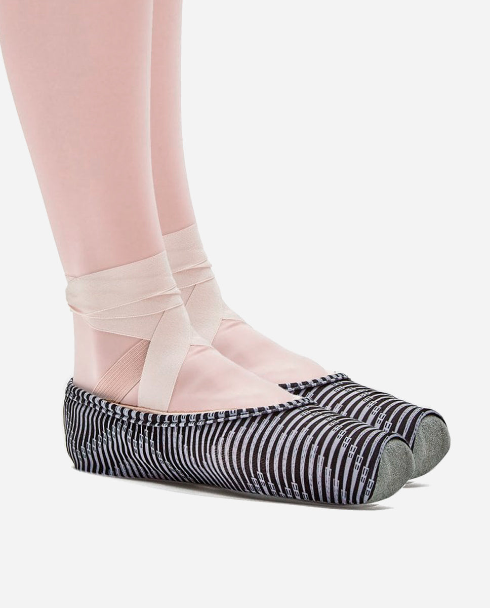 Pointe Shoe Cover - AC 09 - So Danca